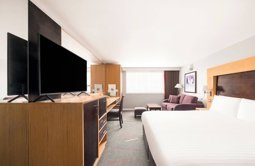 Westhill Hotel | Holiday Inn Aberdeen West by IHG
