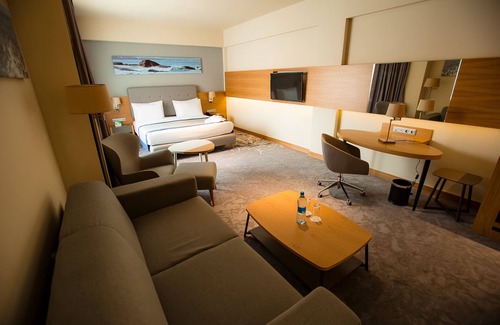 Aktau Hotel | Holiday Inn Aktau - Seaside by IHG