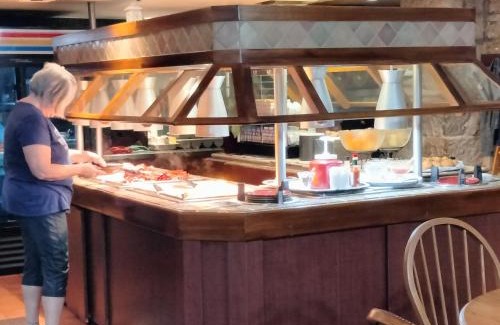 Allenton Hotel | Holiday Inn At Six Flags Saint Louis by IHG