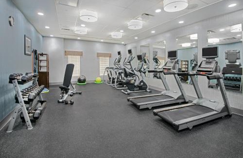 Beaumont Hotel | Holiday Inn - Beaumont East-Medical Ctr Area by IHG