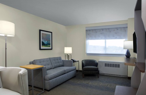 Binghamton Hotel | Holiday Inn Binghamton Downtown by IHG