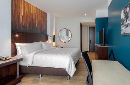 Calle 26 Hotel | Holiday Inn Bogota Airport by IHG