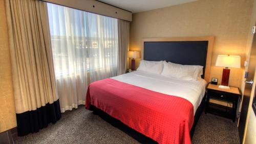Boise Hotel | Holiday Inn Boise Airport by IHG