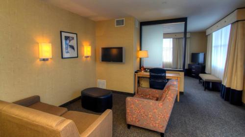 Boise Hotel | Holiday Inn Boise Airport by IHG