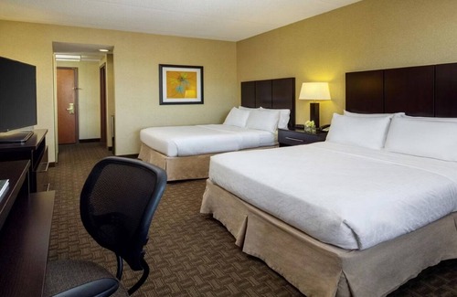 Ocotillo Hotel | Holiday Inn Chandler | 2 Queen Beds | Convenient Phoenix Area Stay w/Pool