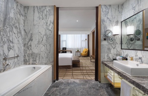 Shuangliu District Hotel | Holiday Inn Chengdu Airport by IHG
