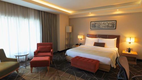 Mylapore Tiruvallikk Hotel | Holiday Inn Chennai OMR IT Expressway by IHG