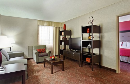 Mount Saint Joseph Hotel | Holiday Inn Cincinnati Airport by IHG