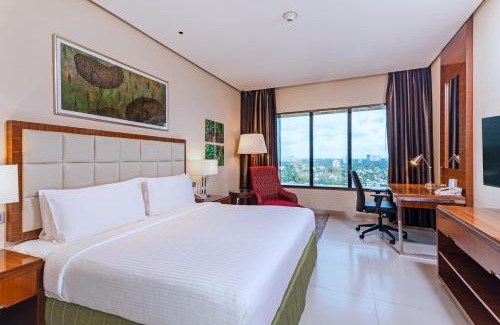Kochi Hotel | Holiday Inn Cochin by IHG