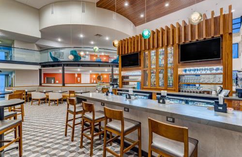 Columbus Hotel | Holiday Inn - Columbus by IHG