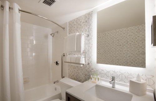 Northeast Park Hill Hotel | Holiday Inn Denver East by IHG