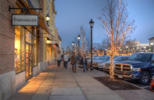 Perrysburg Hotel | Holiday Inn Express & Suites Toledo South - Perrysburg by IHG