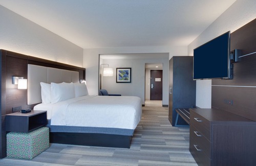 Edgewood Hotel | Holiday Inn Express Hotel & Suites Ft Lauderdale Airport/Cru by IHG