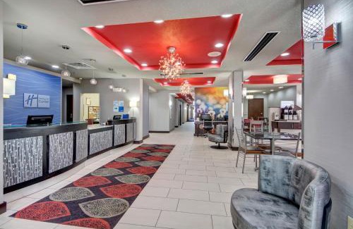 Oklahoma City Hotel | Holiday Inn Express and Suites Oklahoma City North by IHG