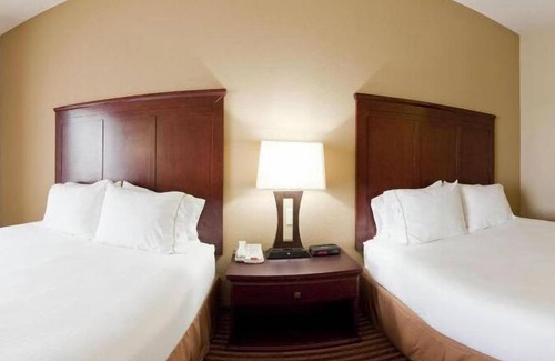 Amarillo Hotel | Holiday Inn Express Amarillo South by IHG