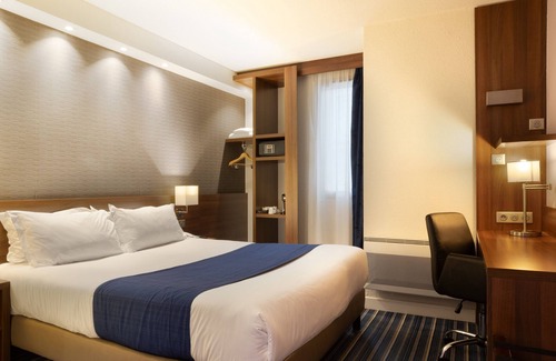 Amiens Hotel | Holiday Inn Express Amiens by IHG