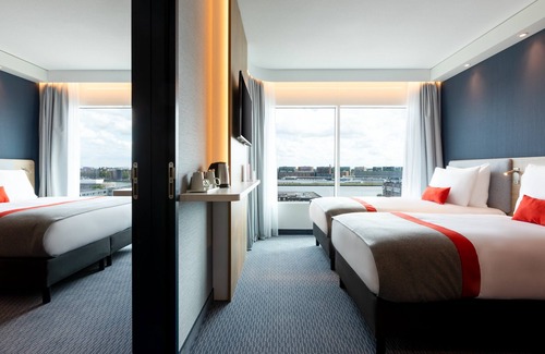 Amsterdam North Hotel | Holiday Inn Express Amsterdam - North Riverside by IHG