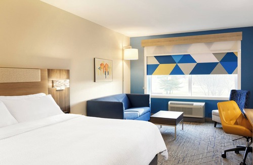 Weatherford Hotel | Holiday Inn Express and Suites Weatherford by IHG