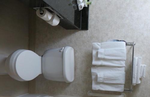 Urbandale Hotel | Holiday Inn Express and Suites Urbandale Des Moines by IHG