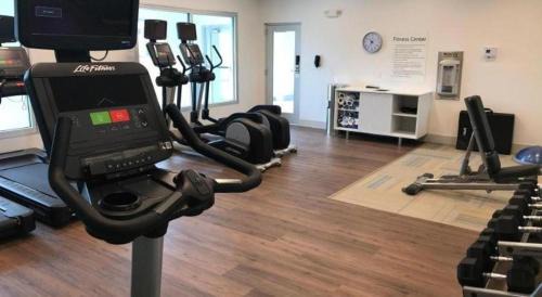 Hannibal Hotel | Holiday Inn Express and Suites Hannibal-Medical Center By IHG