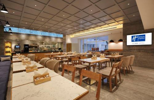 Yeshwanthpur Hotel | Holiday Inn Express Bengaluru Yeshwantpur by IHG