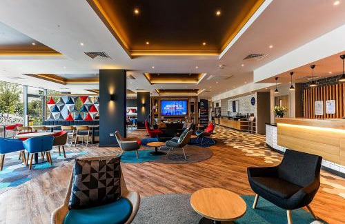 Bicester Hotel | Holiday Inn Express - Bicester by IHG