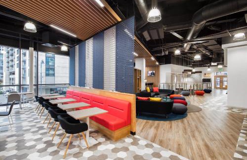 Convention Quarter Hotel | Holiday Inn Express - Birmingham - City Centre by IHG