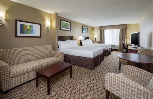 Charles Town Hotel | Holiday Inn Express Charles Town by IHG