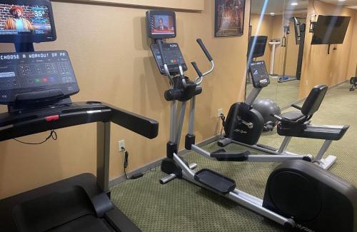 Gateway District Hotel | Holiday Inn Express Cleveland Downtown by IHG