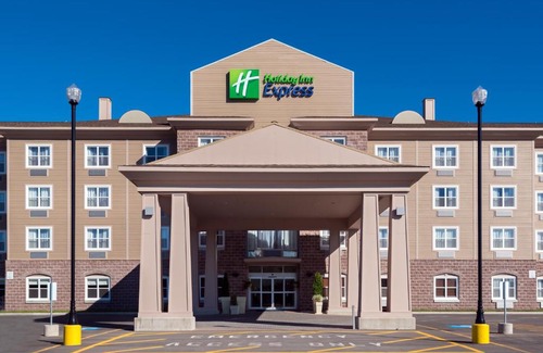 Deer Lake Hotel | Holiday Inn Express Deer Lake by IHG