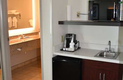 Evanston Hotel | Holiday Inn Express Evanston by IHG