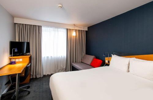 Clyst St Mary Hotel | Holiday Inn Express Exeter East by IHG