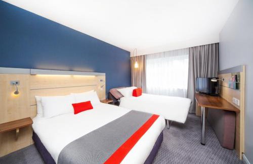Seabrook Hotel | Holiday Inn Express Folkestone Channel Tunnel by IHG