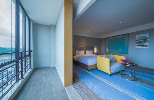 Pingba County Hotel | Holiday Inn Express Guian Yungu by IHG