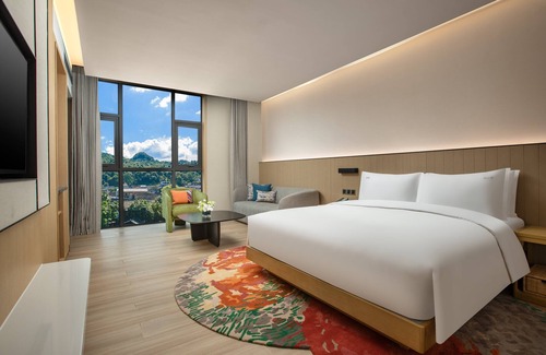 Huaxi Hotel | Holiday Inn Express Guiyang Qingyan by IHG