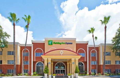 Highpoint Hotel | Holiday Inn Express Hotel Clearwater East - ICOT Center by IHG
