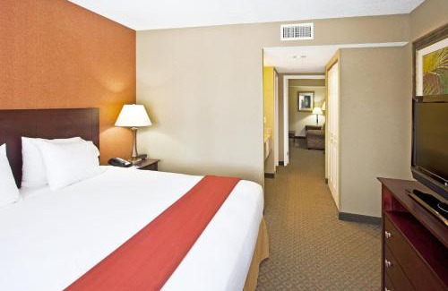 Highpoint Hotel | Holiday Inn Express Hotel Clearwater East - ICOT Center by IHG