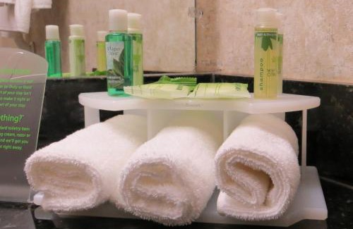Bartlesville Hotel | Holiday Inn Express Hotel & Suites Bartlesville by IHG