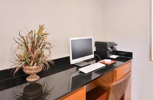 Mooresville Hotel | Holiday Inn Express Hotel & Suites Mooresville - Lake Norman by IHG