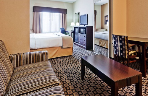 Clovis Hotel | Holiday Inn Express Hotel & Suites Clovis by IHG