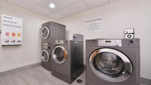 LaPlace Hotel | Holiday Inn Express Hotel & Suites La Place by IHG