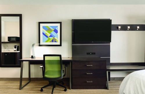 Lawton Hotel | Holiday Inn Express Hotel & Suites Lawton-Fort Sill by IHG