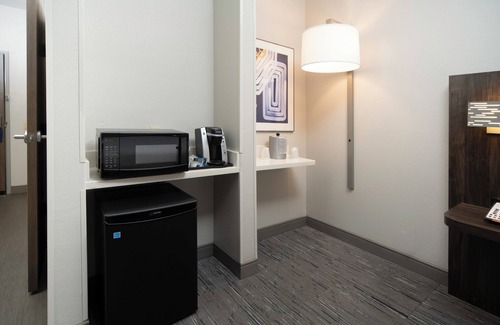 Canyon Hotel | Holiday Inn Express Hotel & Suites Canyon by IHG