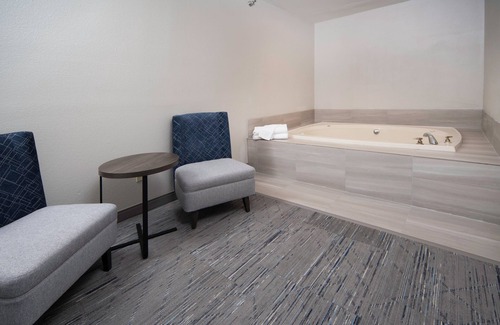 Canyon Hotel | Holiday Inn Express Hotel & Suites Canyon by IHG