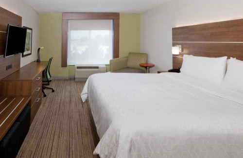 Dothan Hotel | Holiday Inn Express Hotel & Suites Dothan North by IHG