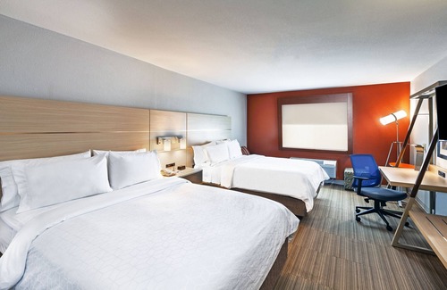 South Tulsa Hotel | Holiday Inn Express Hotel & Suites Jenks by IHG