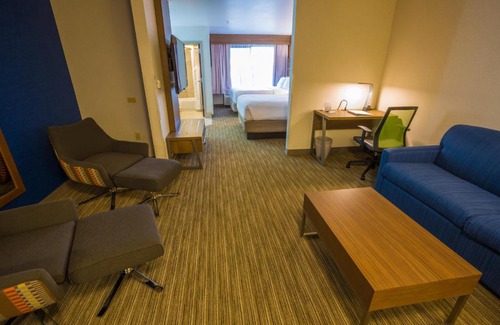 Pasco Hotel | Holiday Inn Express Hotel & Suites Pasco-TriCities by IHG