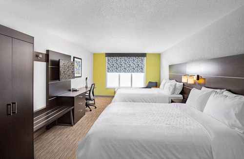 Altoona Hotel | Holiday Inn Express Hotel & Suites Altoona-Des Moines by IHG