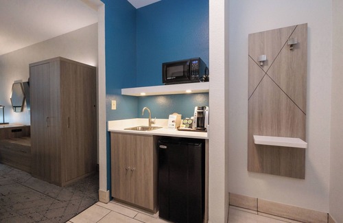 Northwest Berkeley Hotel | Holiday Inn Express Hotel & Suites Berkeley by IHG