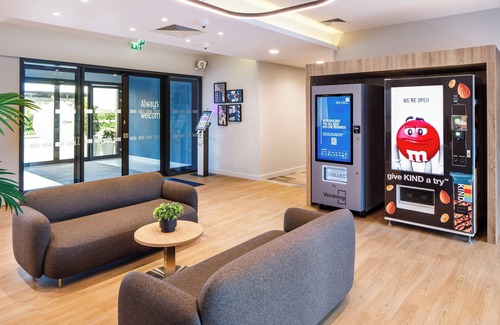 Custom House Hotel | Holiday Inn Express London - ExCeL by IHG